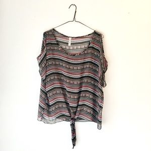 Cold Shoulder Sheer Final Touch Top, L